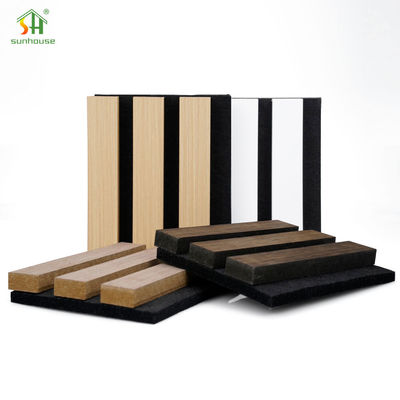 İyi bir fiyat. Ahşap Çubuk Akustik Paneller 20mm 25mm Akustik Ses Duvar Panelleri 4x8ft çevrimiçi