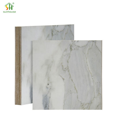 İyi bir fiyat. 12mm 15mm 18mm Melamine Laminated Plywood 1220x2440mm Siyah Melamine Plywood çevrimiçi