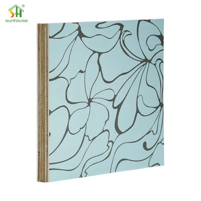 İyi bir fiyat. Çevre Dostu 1220x2440mm Düşük VOC Melamin Kaplı Levha Ofis Mobilyaları İçin çevrimiçi